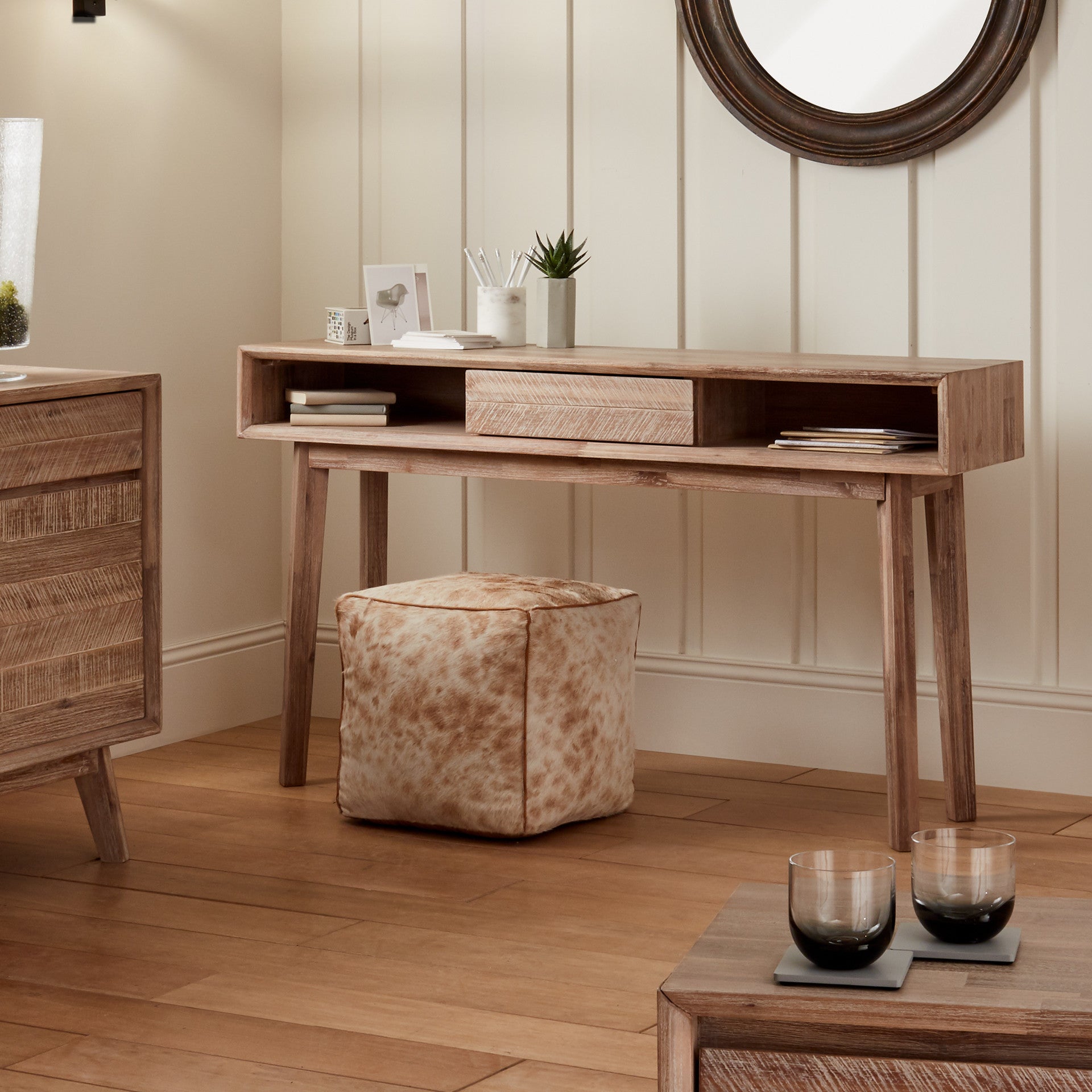 Kalmar Sand Wash Acacia Wood 1 Drawer Console K/D