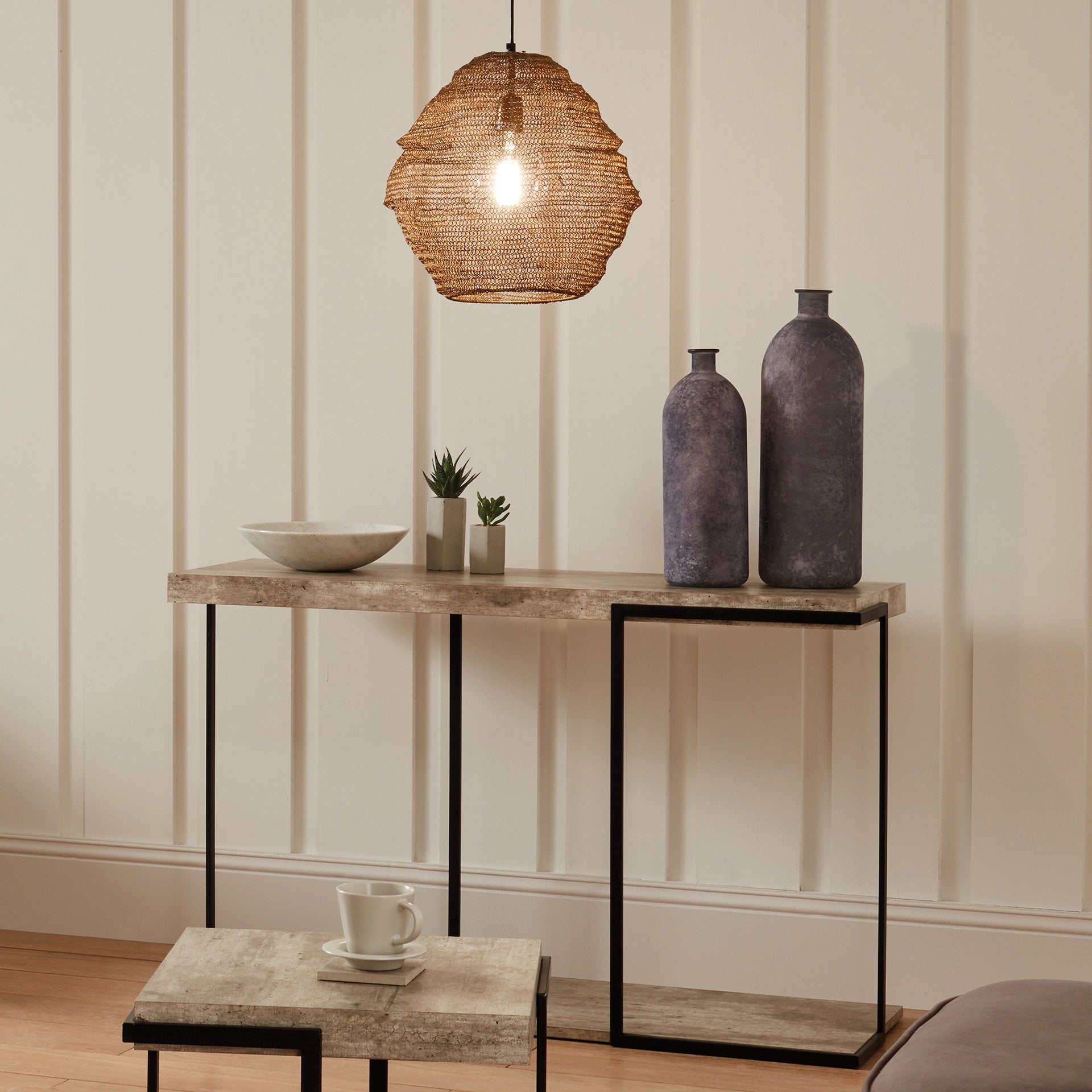 Jersey Concrete Effect MDF & Black Iron Console Table K/D