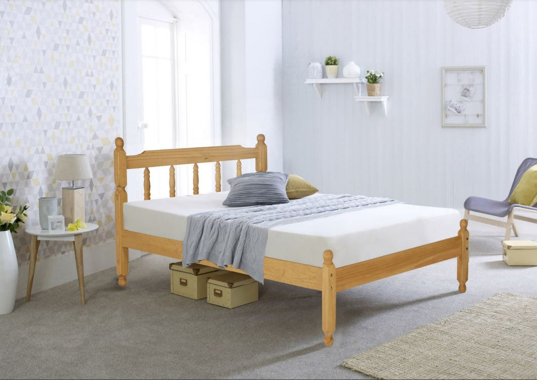 Colonial Spindle Bed - Availabe in Waxed Wood - Small Single (2