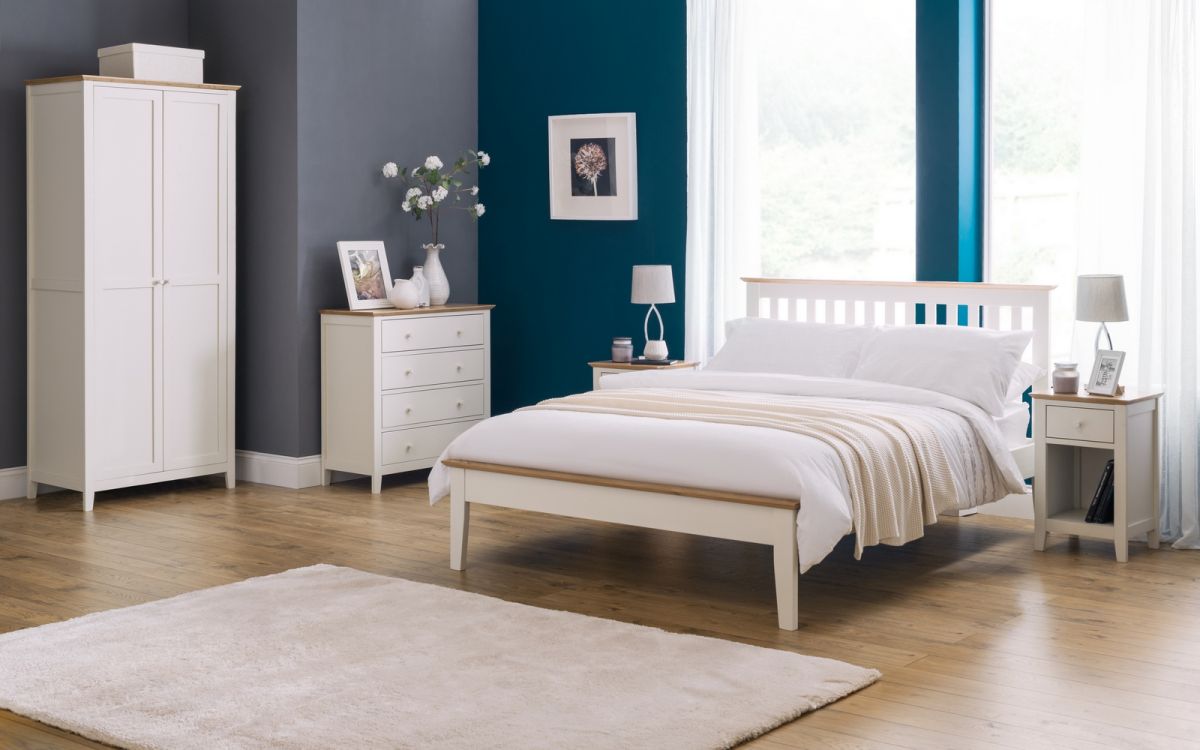 Salerno 2-Tone Bedroom Range - 4 Drawer Chest and 1 Drawer Bedside Ivory & Oak
