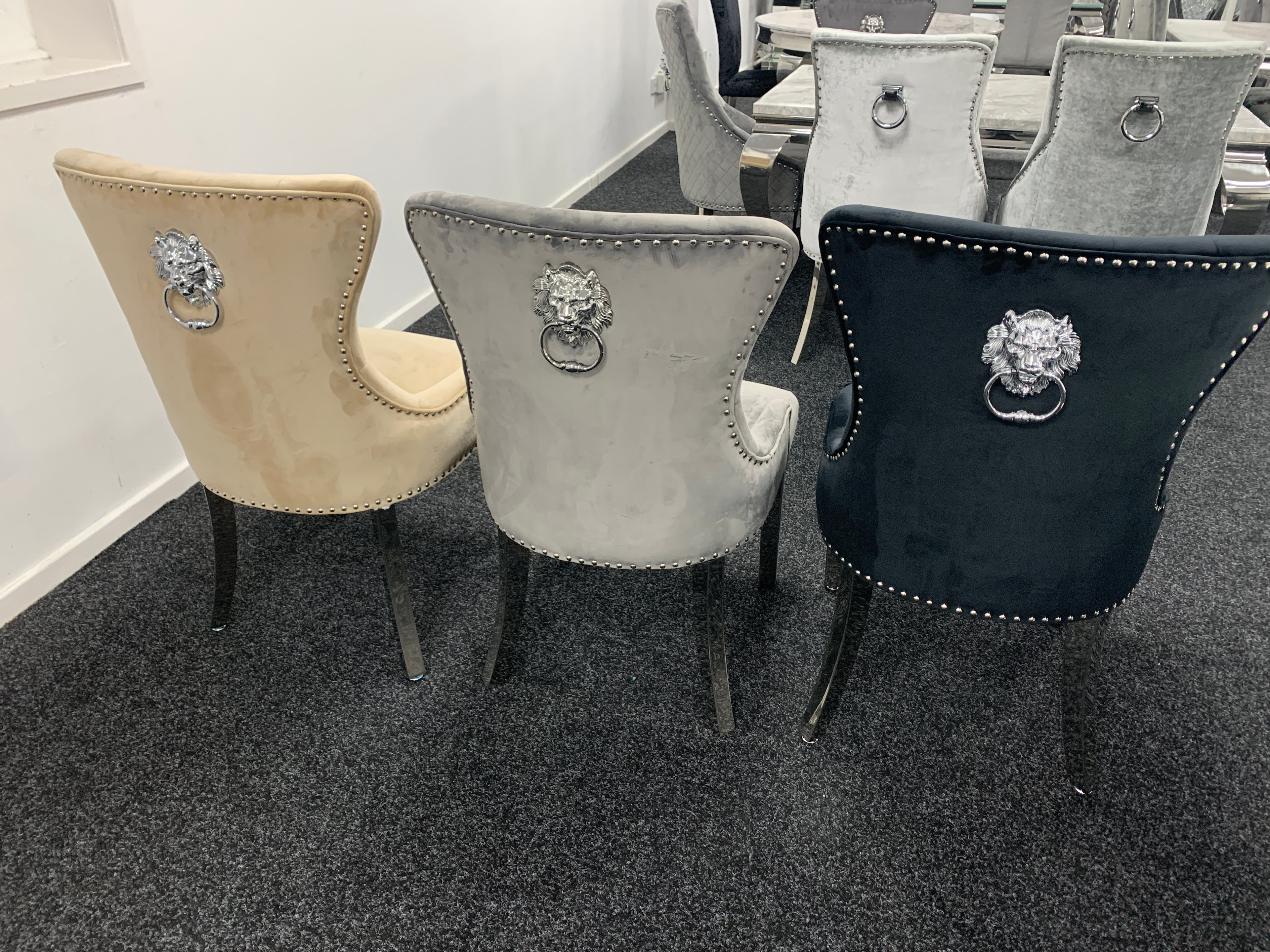 Chelsea Chair - Ringer or Lion