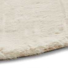 Load image into Gallery viewer, Teddy (Beige)

