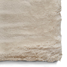 Load image into Gallery viewer, Teddy (Beige)
