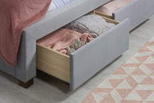 Load image into Gallery viewer, Lynn Fabric Storage Bed
