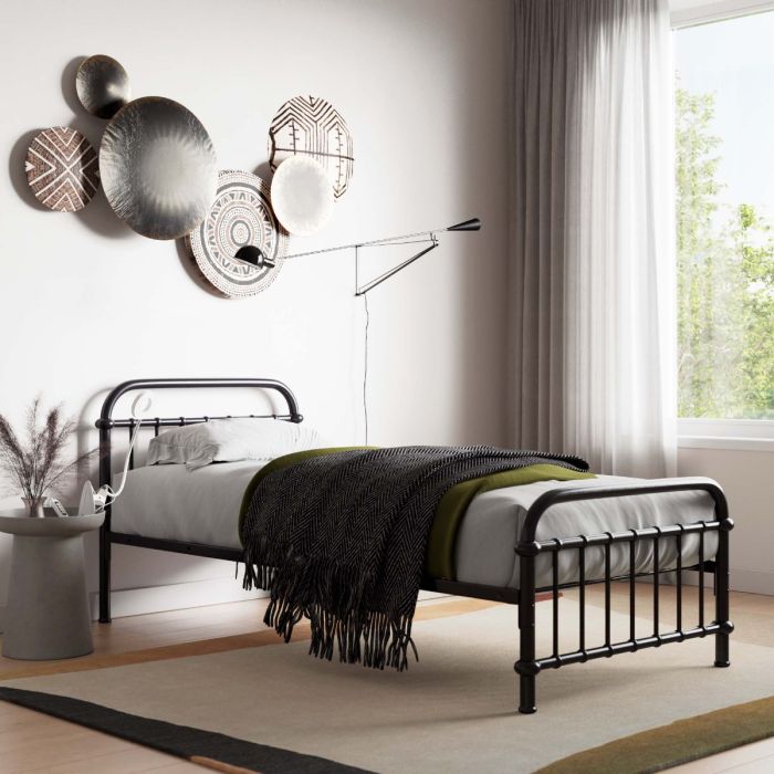 Compton Bed - Single, Double & kingsize Available