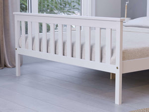 Oxford White Wooden (Pine) Bed - Available in Single (3ft), Double (4"6ft) & KingSize (5ft)