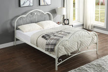 Load image into Gallery viewer, Vintage Style Metal Bed Frame - Black or White - Available in Single, Double &amp; KingSize
